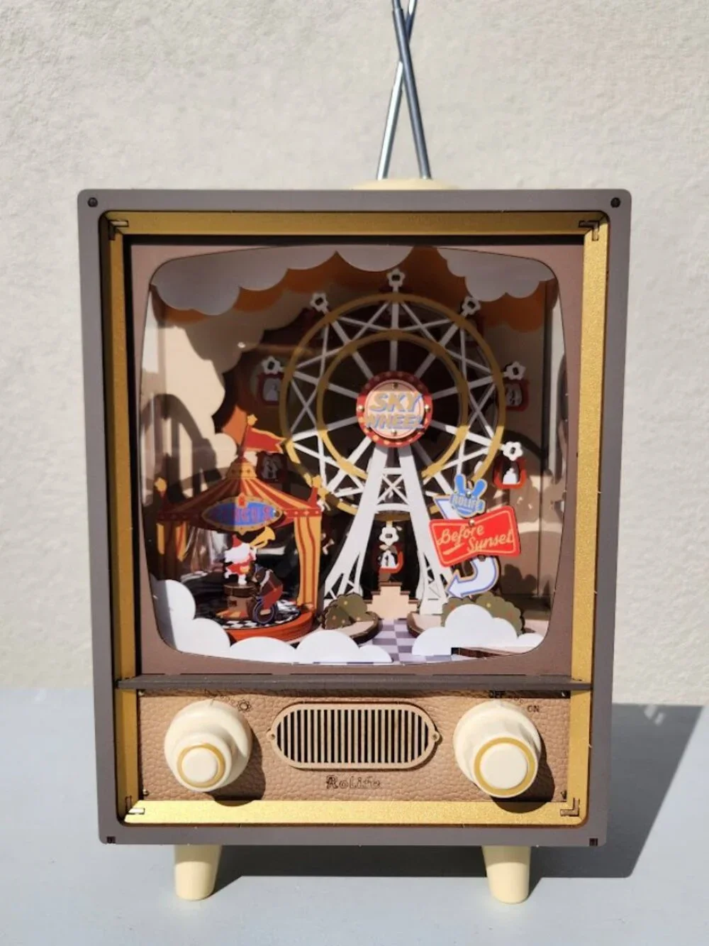 NEW Book Nook Ferris Wheel Music Box Night Light TV Television Carnival Scene Gi
